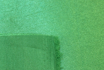 Креп-сатин однотонный Зеленый - изображение