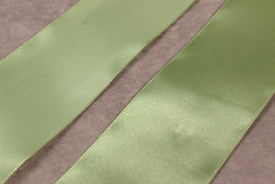 Лента атласная 50мм Св.фисташковый 111 - изображение