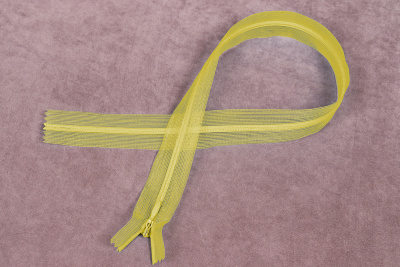 Молния потайная 50см на сетке Ярко желтый 109 - изображение