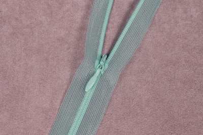 Молния потайная 20см на сетке Бледно бирюзовый 243 - изображение