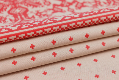 Лён набивной 145 гр/м.кв. Вышивка сударыня на сером - изображение