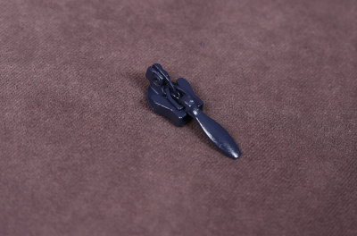 Бегунок для потайной молнии Т3 Т.синий - изображение