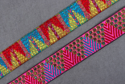 Тесьма жаккардовая 25мм СТ21 Бирюзовый/Фуксия/Золотой/Розовый - изображение