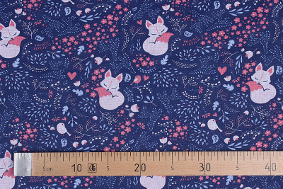 Бязь набивная 150 Ив 120 г/м2 Лисичка на т.синем - изображение