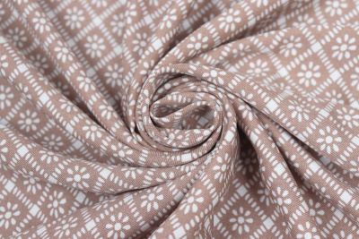 Вискоза набивная 406 150гр/м.кв.Цветок в ромбе на коричневом - изображение