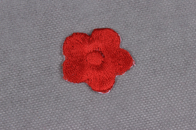 Термоаппликация Цветочек Красный - изображение