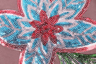 Термоаппликация с пайетками Цветок Голубой/красный/серебро 9203 - изображение