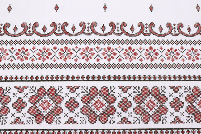 Рогожка набивная Красно-черный бордюр, снежинки на белом - изображение