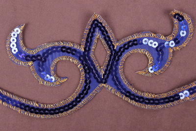 Термоаппликация с пайетками Орнамент Синий/Золото 8612 - изображение