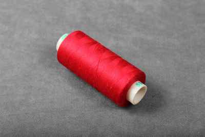 Нитки Dor Tak 40/2 400 ярд 594 Ярко красный - изображение