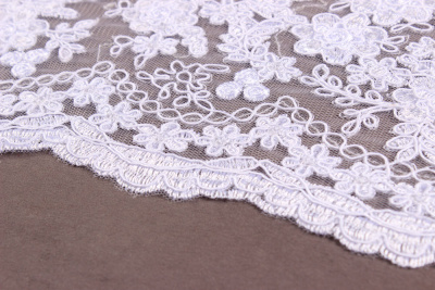 Кружево 240мм свадебное с пайетками Белый LP230 - изображение