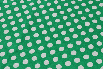 Бязь набивная 262 Ив 122 гр/м о/м Крупный белый горох на зеленом - изображение