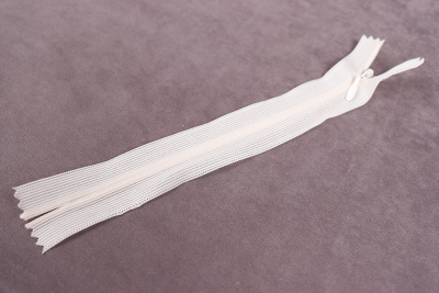 Молния потайная 16см нейлон Кремовый - изображение