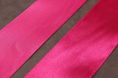 Лента атласная 50мм Малиновый №072 - изображение