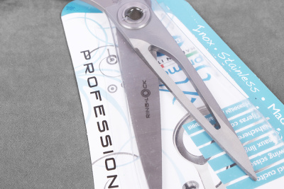 Ножницы закроечные 19см D6306 RLS/8 Premax - изображение