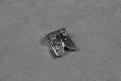 Лапка для бахромы и букле - объемных украшений - изображение