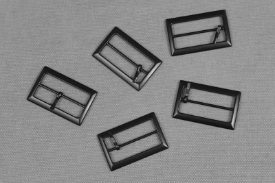 Пряжка металическая 15*30мм с язычком Черный - изображение