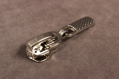 Бегунок- автомат"Gamma" к рулонной металлической молнии Т8  Никель - изображение