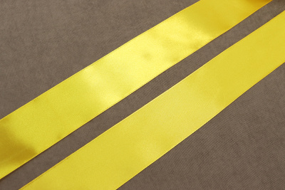 Лента атласная 50мм Св.Желтый Н37 - изображение