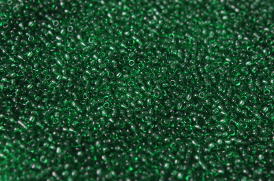 Бисер калиброванный прозрачный Зеленый - изображение
