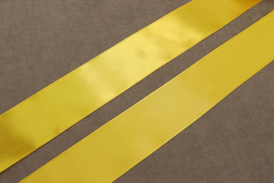 Лента атласная 50мм Желтый Н37 - изображение