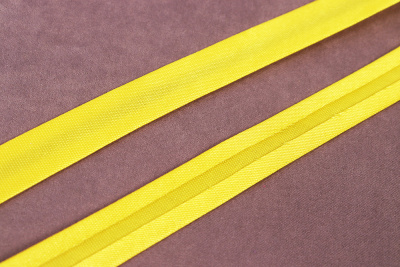 Атласная косая бейка 15мм Желтый 6036 - изображение